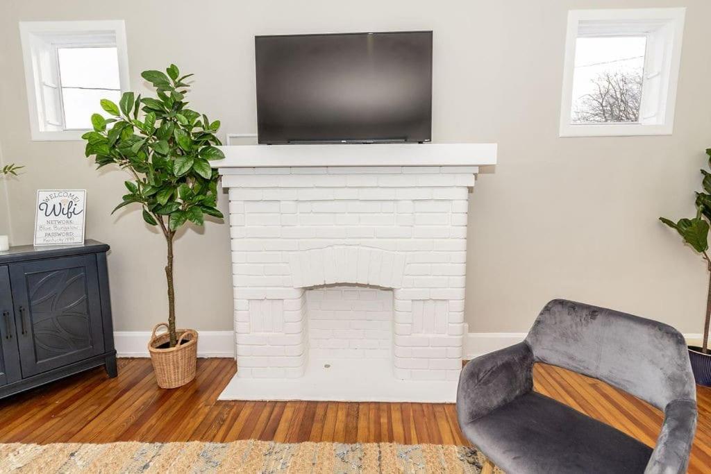 Cozy Riverfront Bungalow With Stunning Views Covington Luaran gambar